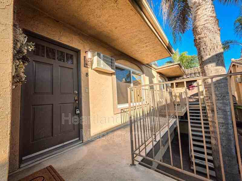 4230 48th St #8 - Photo 2 of 10