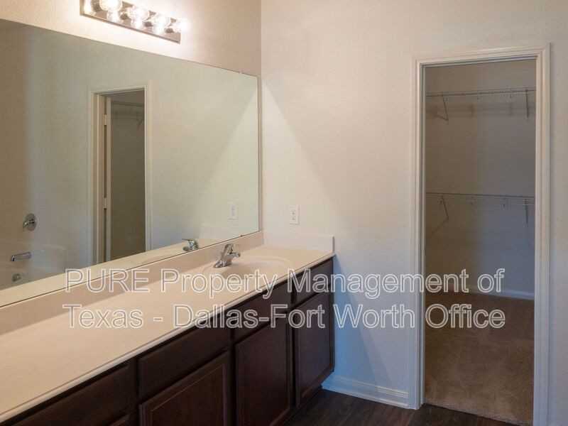 14307 Bridgeview Ln - Photo 7 of 17