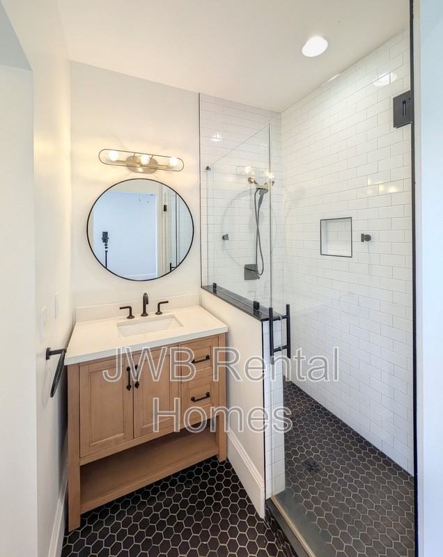 1731 Silver St - Photo 6 of 10