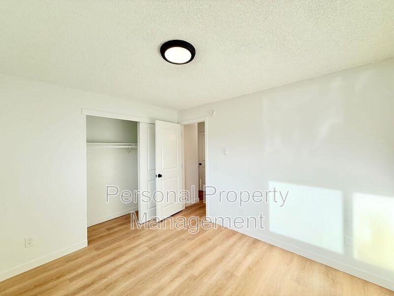 7422 Ne Hazel Dell Ave #11 - Photo 7 of 11