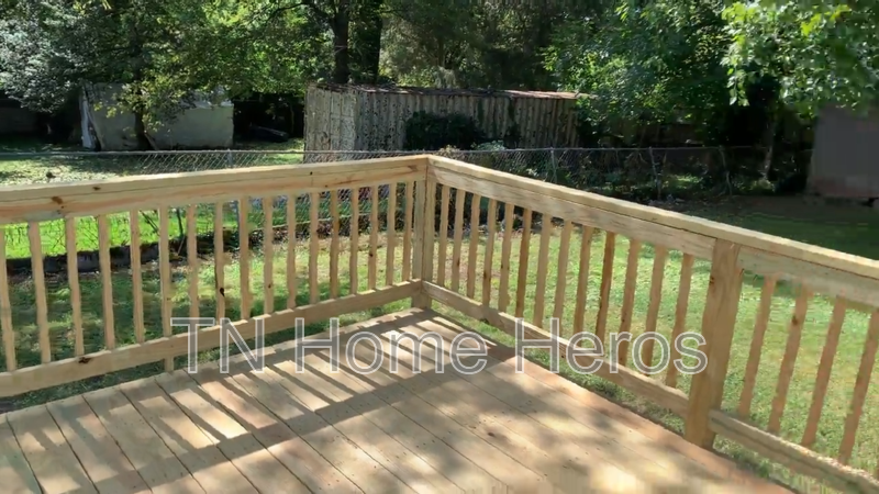 1621 Mingle Ave - Photo 3 of 9