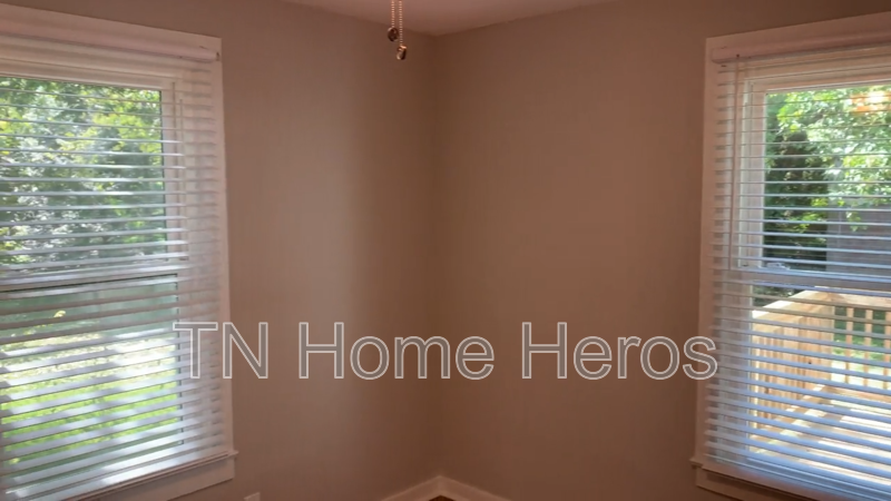 1621 Mingle Ave - Photo 6 of 9