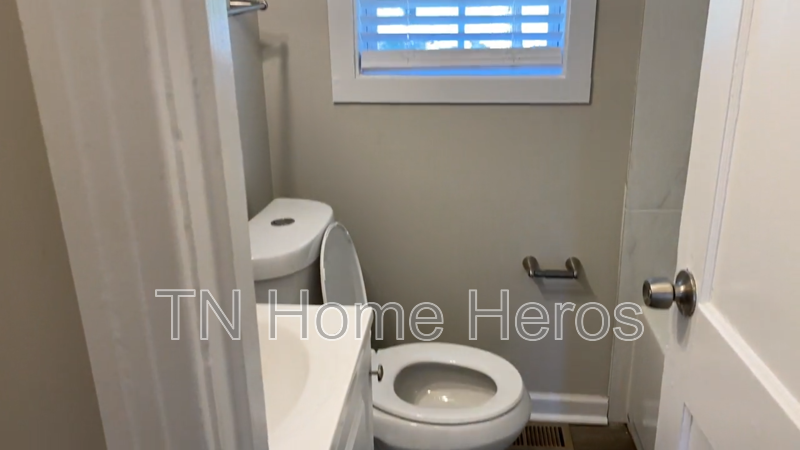 2731 Ontario St - Photo 4 of 7