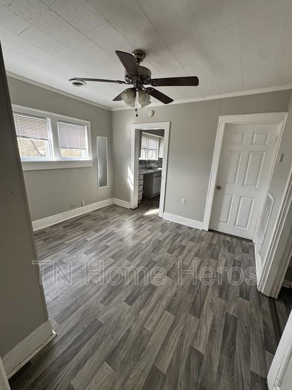 2409 Hoitt Ave - Photo 4 of 5