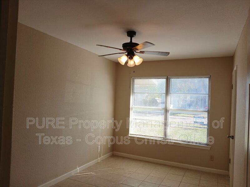 4937 Blundell Dr - Photo 7 of 14