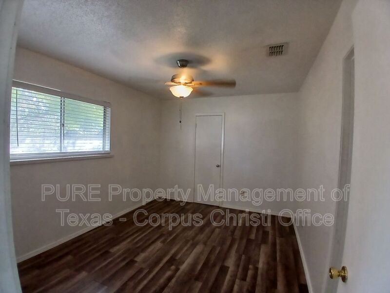 1726 Lesle Ln - Photo 6 of 19