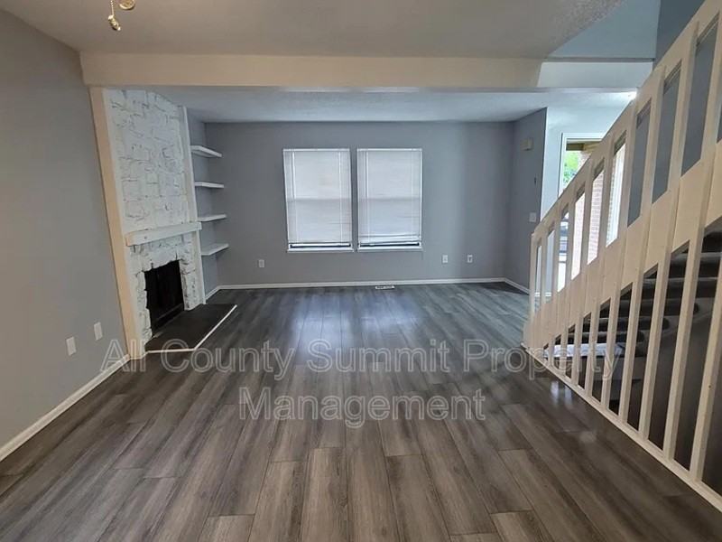 3784 S Ceylon Way - Photo 3 of 16