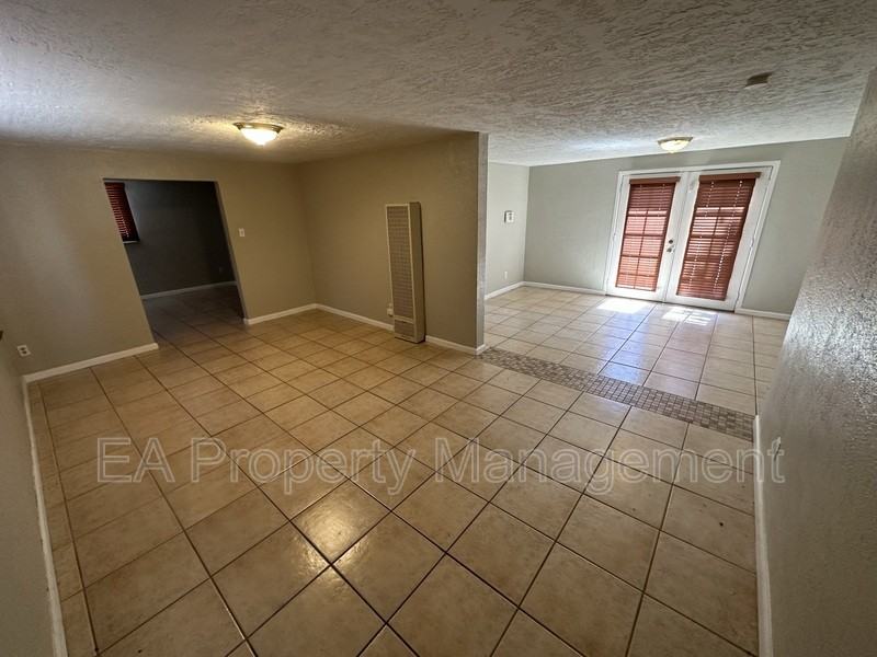 3524 Cuervo Dr Ne - Photo 5 of 16