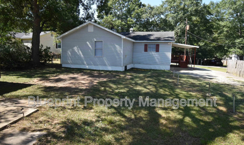 1033 Minor Dr - Photo 2 of 12