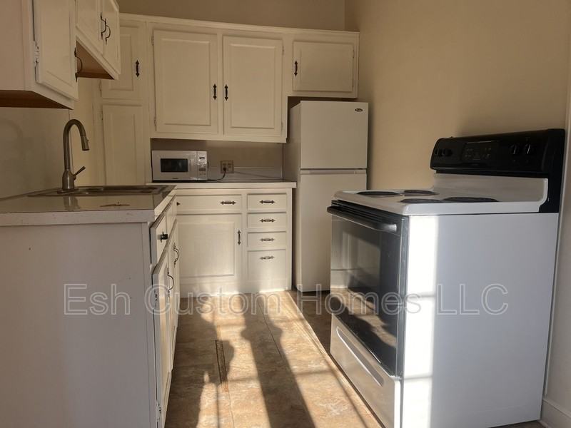 Safe Harbor Vlg - Photo 3 of 3