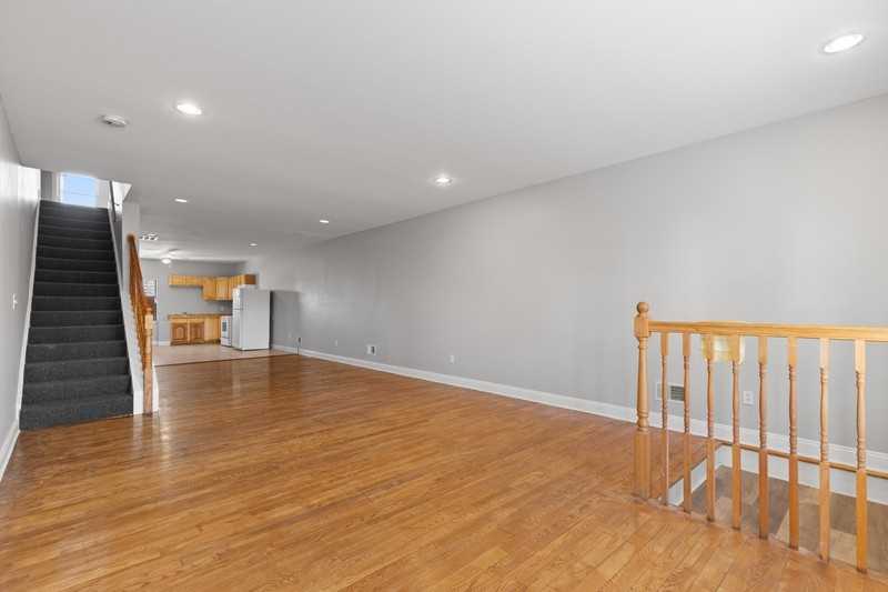 1005 N Arlington Ave - Photo 3 of 24