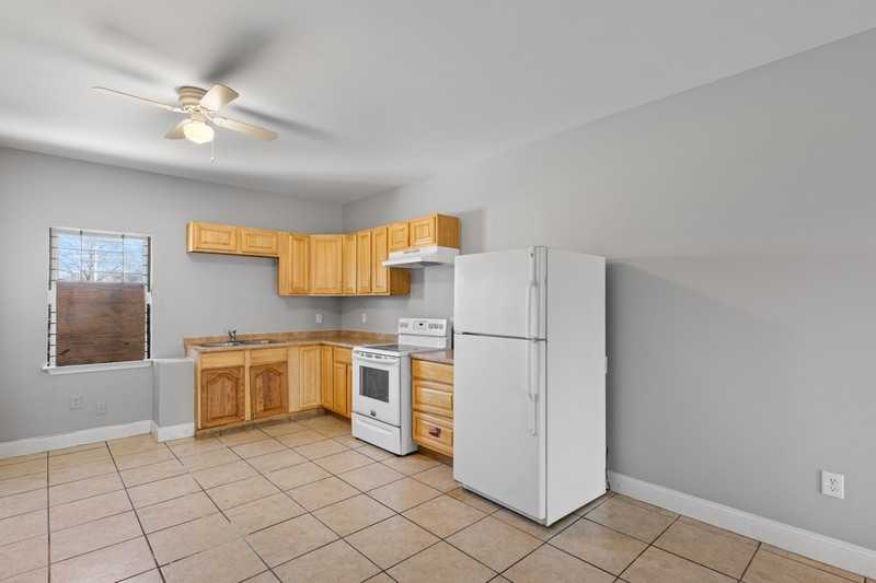 1005 N Arlington Ave - Photo 6 of 24