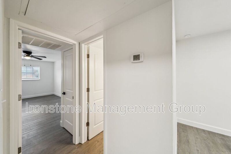 4515 E 31st St #40 - Photo 5 of 37