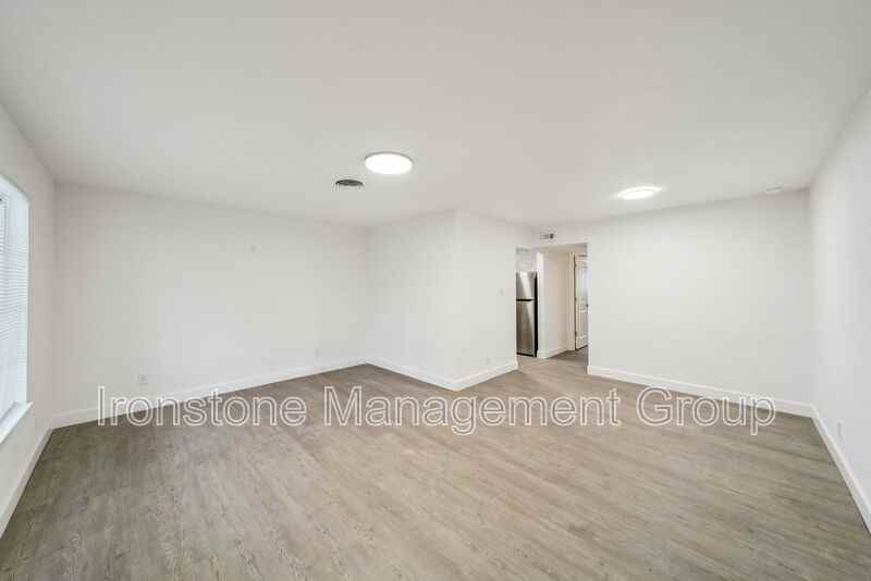 4515 E 31st St #40 - Photo 6 of 37