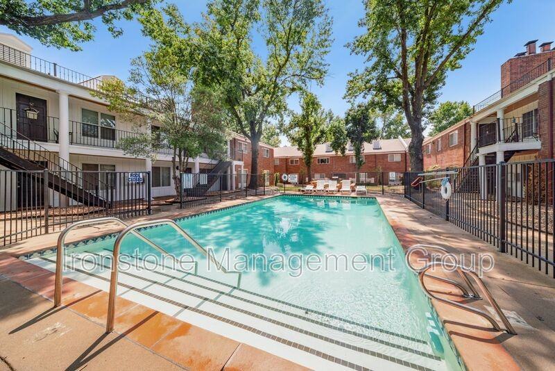 4515 E 31st St #40 - Photo 7 of 37