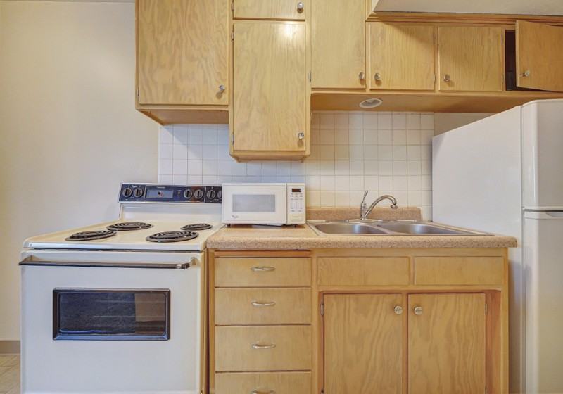 5050 Cleveland Ave #3 - Photo 6 of 12