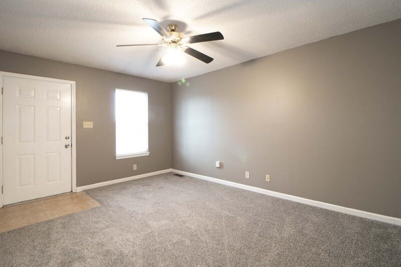 924 Van Buren Ave #NA - Photo 5 of 26