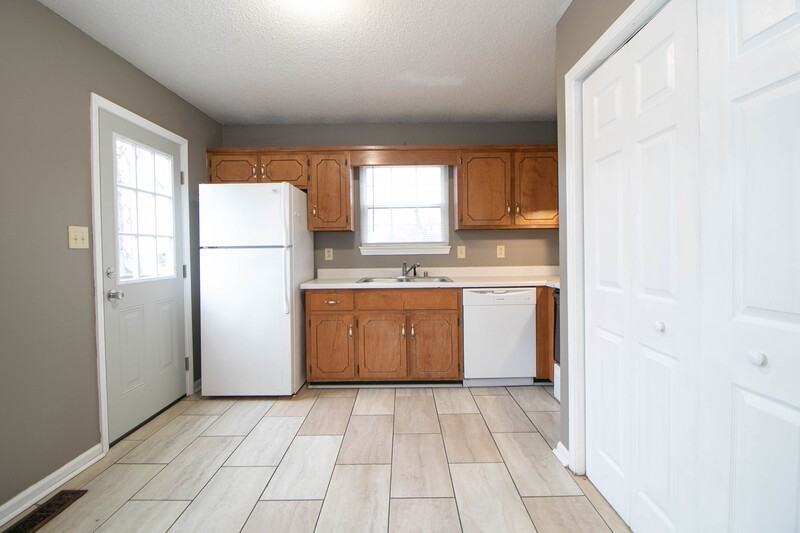 924 Van Buren Ave #NA - Photo 6 of 26