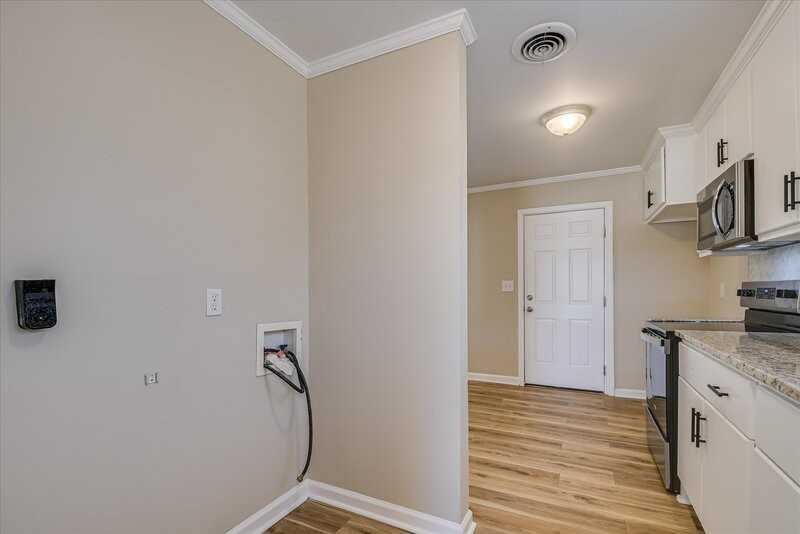 2620 Lumpkin Rd - Photo 6 of 10