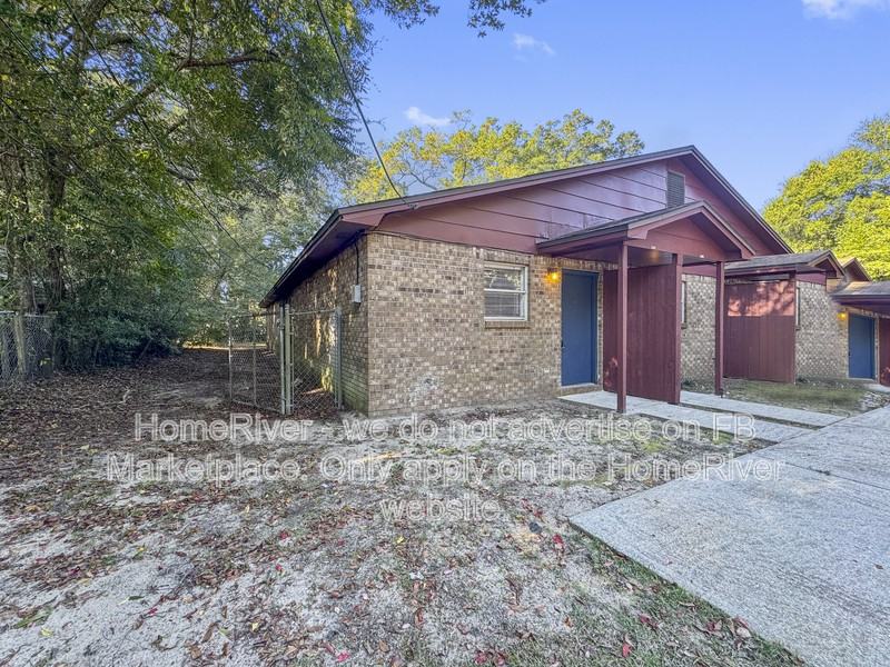 2383 Metzger Dr - Photo 2 of 23