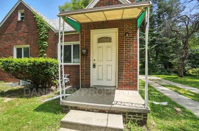 822 Searles Rd - Photo 4 of 50