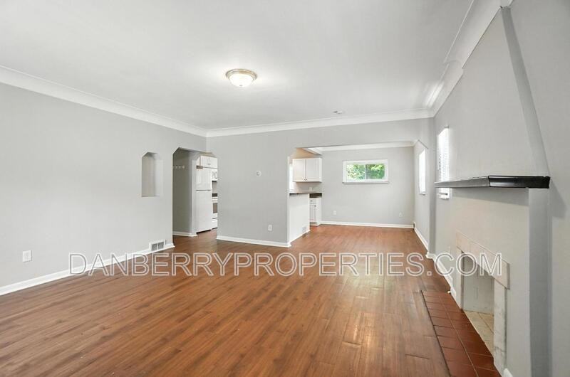 822 Searles Rd - Photo 7 of 50