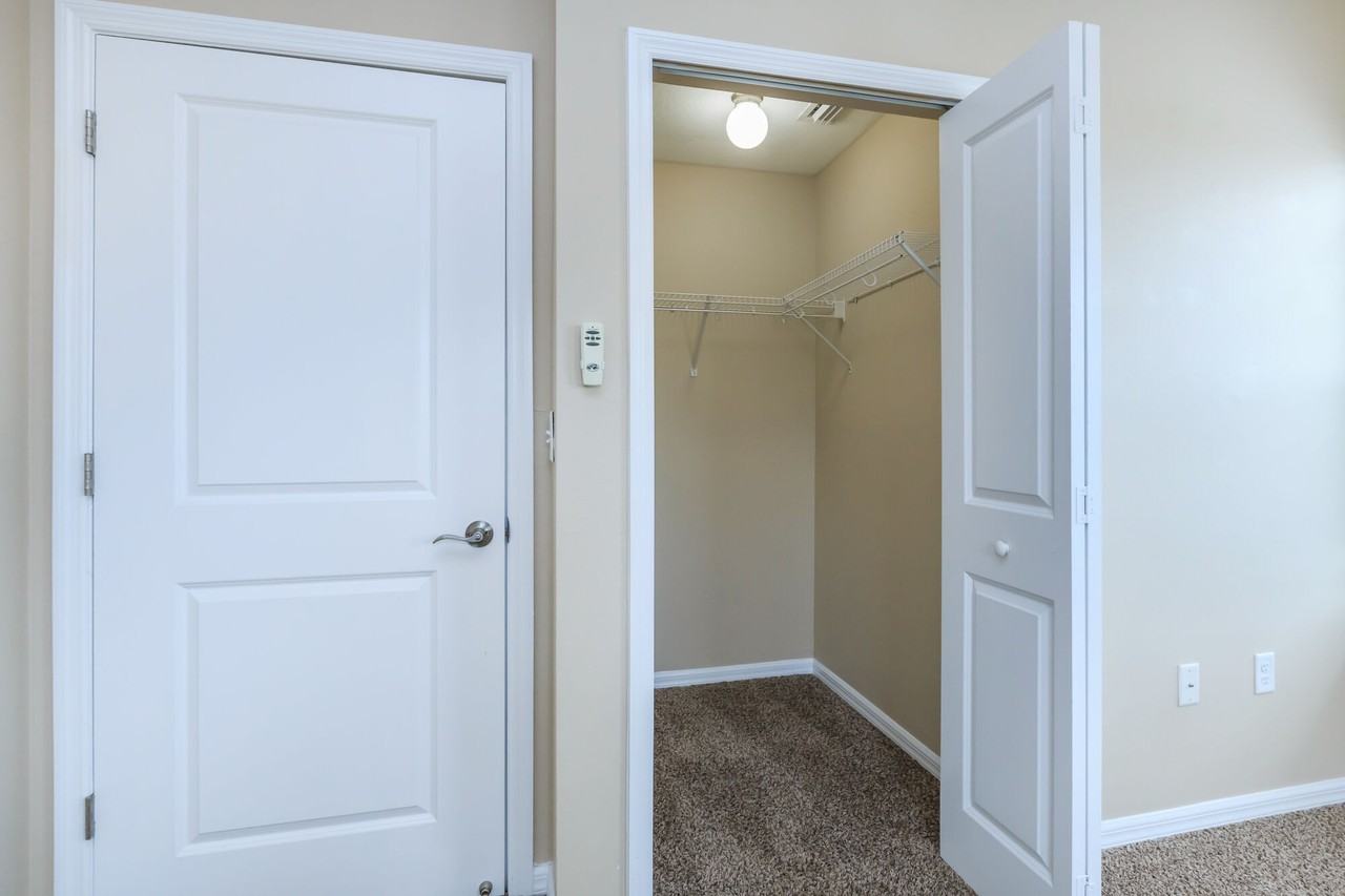 Adagio at Westshore Palms - Photo 7 of 38