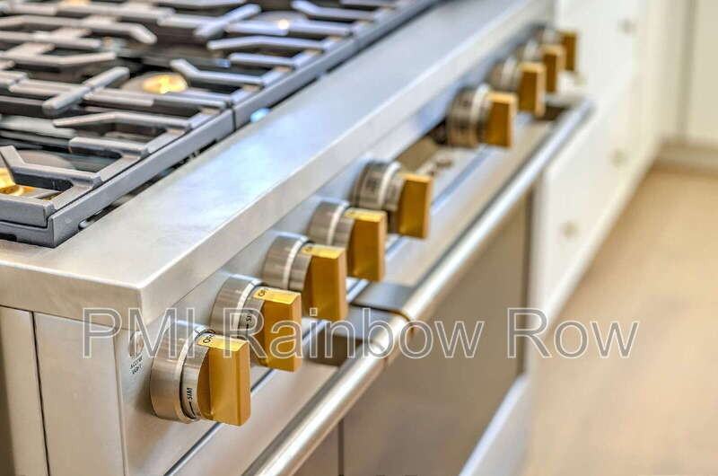 755 Adluh St - Photo 4 of 50