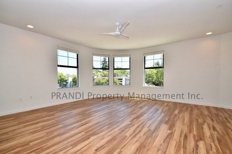 107 G St #210 - Photo 3 of 13