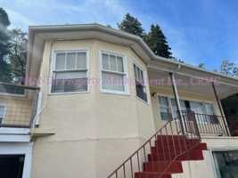 featured image of 1131 Upper Magnolia Ave