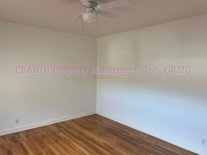 1131 Upper Magnolia Ave - Photo 7 of 15