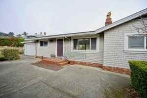 featured image of 893 Tiburon Blvd