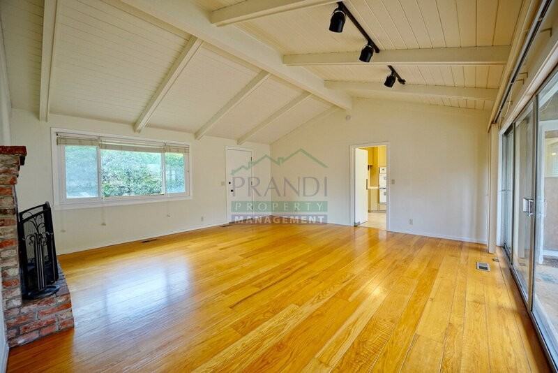 893 Tiburon Blvd - Photo 6 of 16