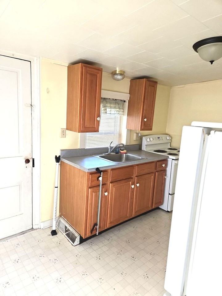 115 Brumbaugh Ave - Photo 7 of 19