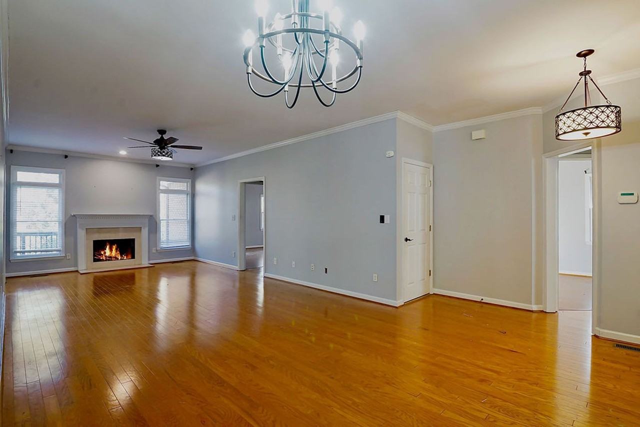 1205 Ivy Brook Cir - Photo 6 of 29