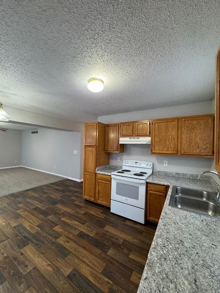 9770 Jackson Way - Photo 5 of 14