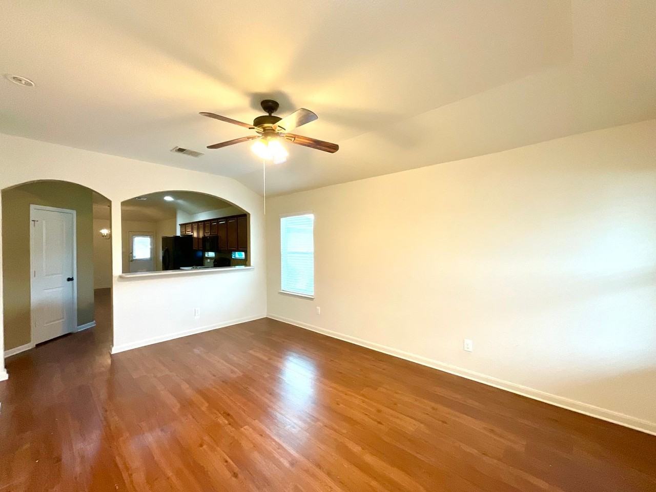 1058 Stone Br - Photo 6 of 39