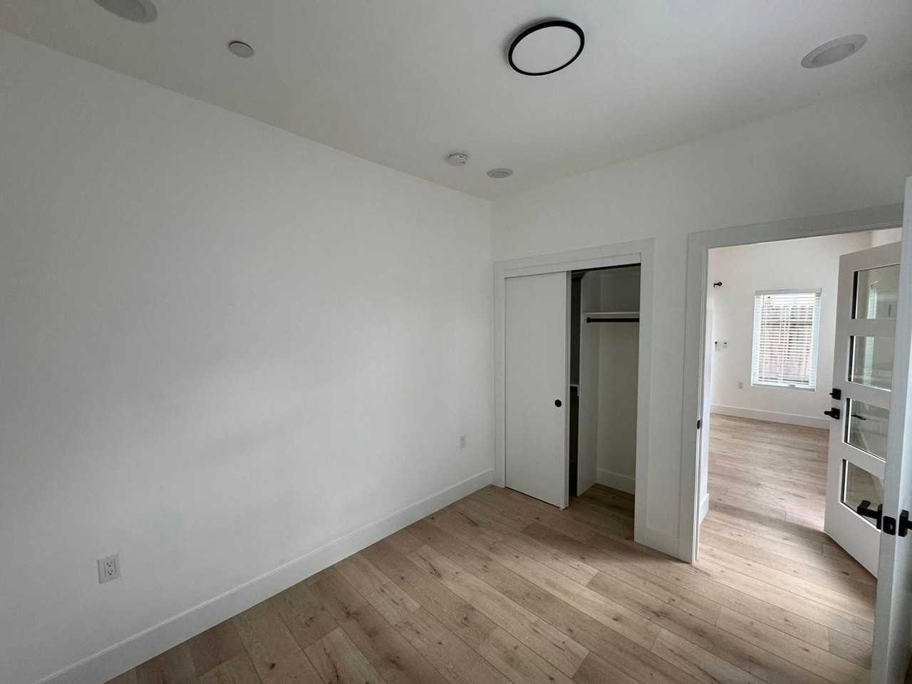 1514-1516-1518-1520 Solons Alley - Photo 5 of 19