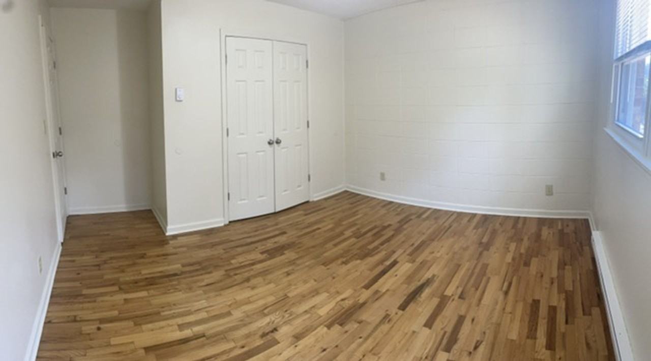 Audubon Apts. B Bldg - Photo 6 of 17