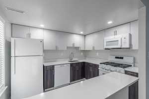 featured image of 505 Nw Front St Bldg 212