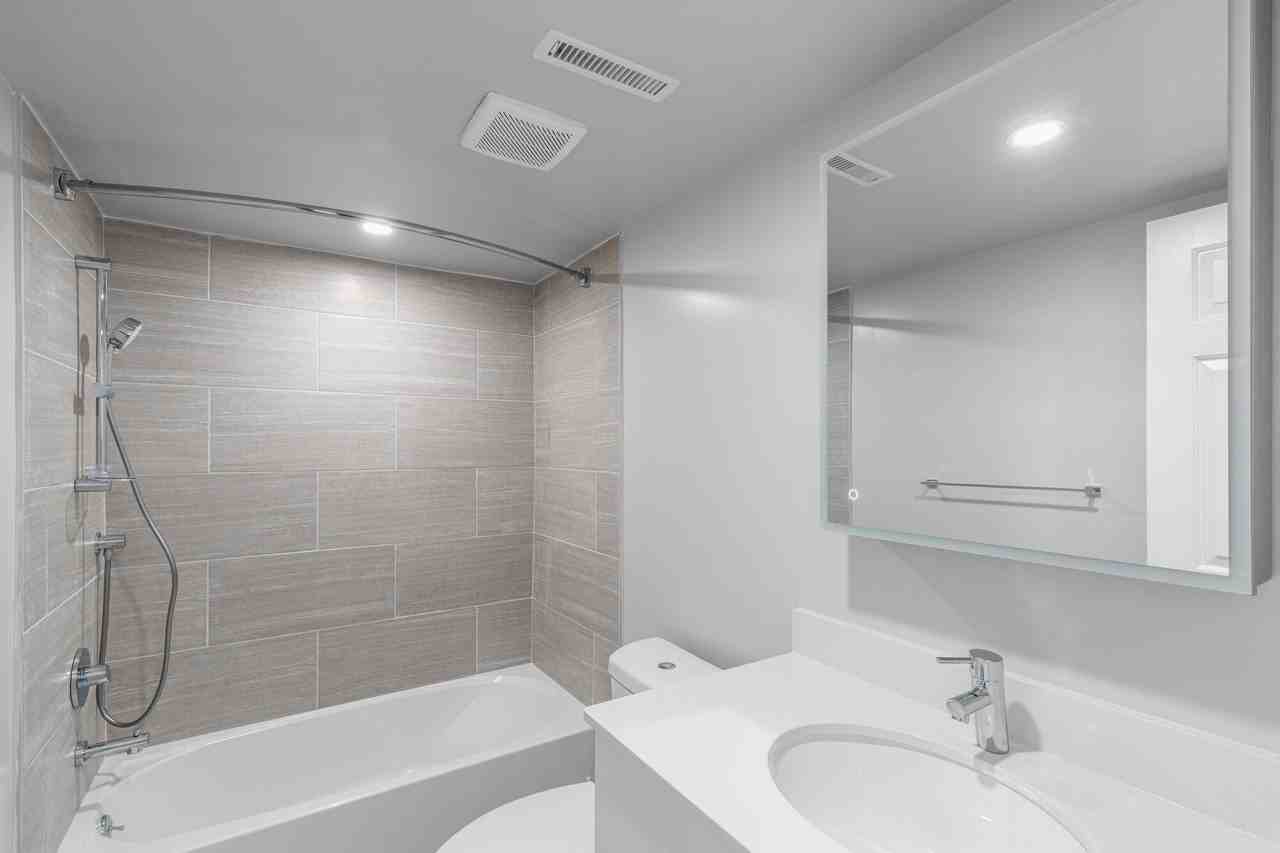 Lakeside Apartments - Photo 6 of 17