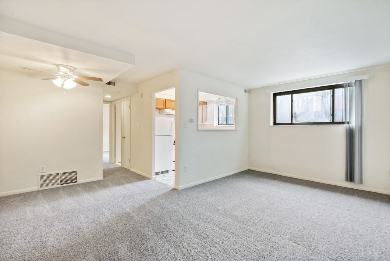 760 5th Avenue - Photo 5 of 42