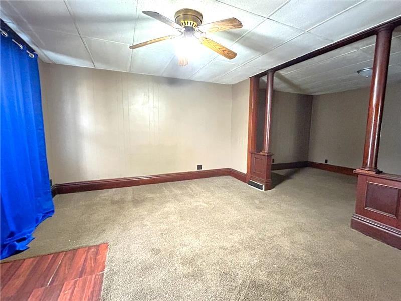 214 W Warren St - Photo 3 of 15