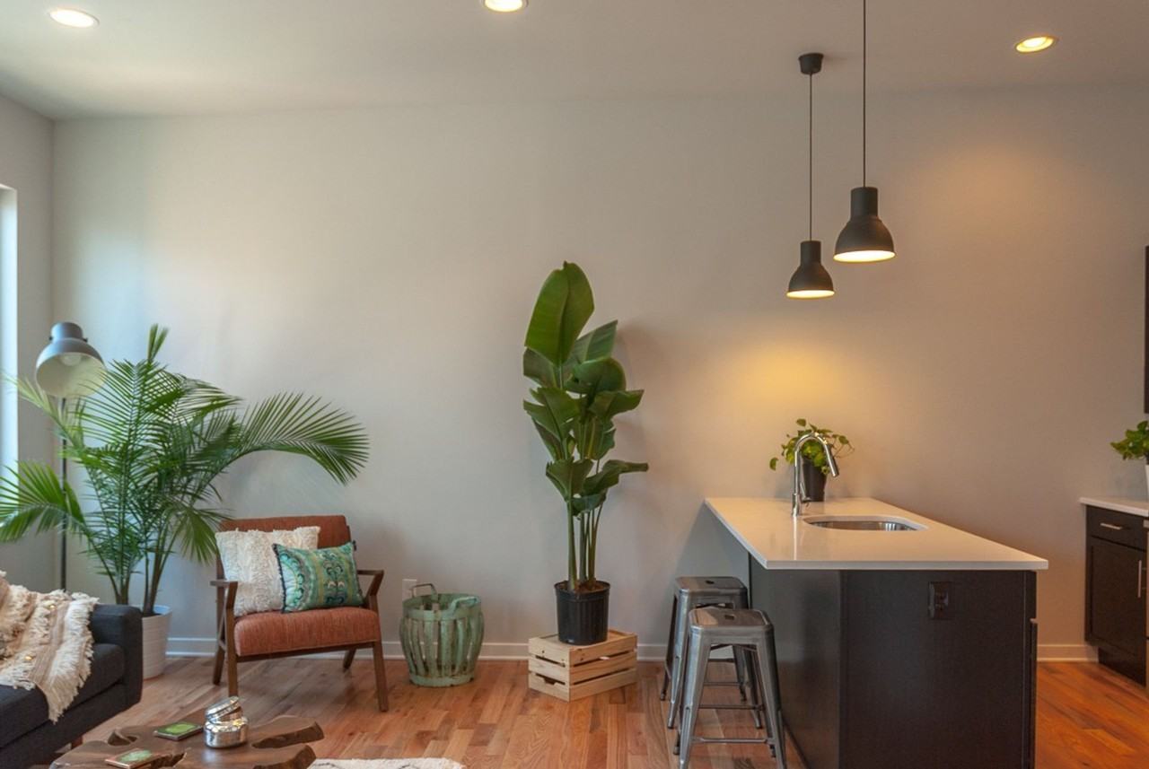 2007 Hope st apartments - Photo 5 of 6