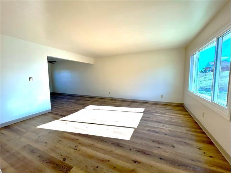 430 Canton Rd #11 - Photo 4 of 17