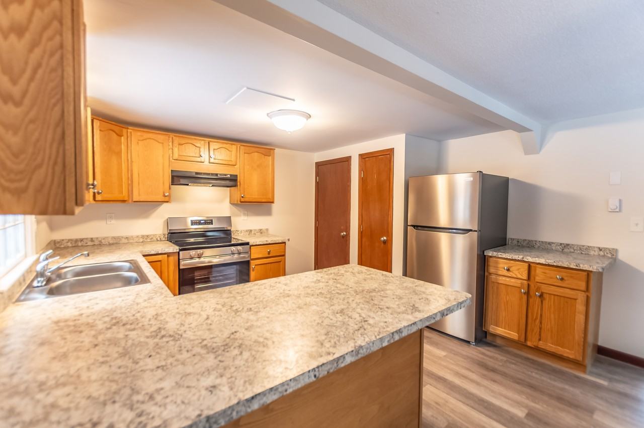 64 South Road - Photo 7 of 16