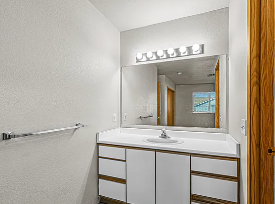 600 ID |# 2010 Crater Lake Avenue - Photo 5 of 13