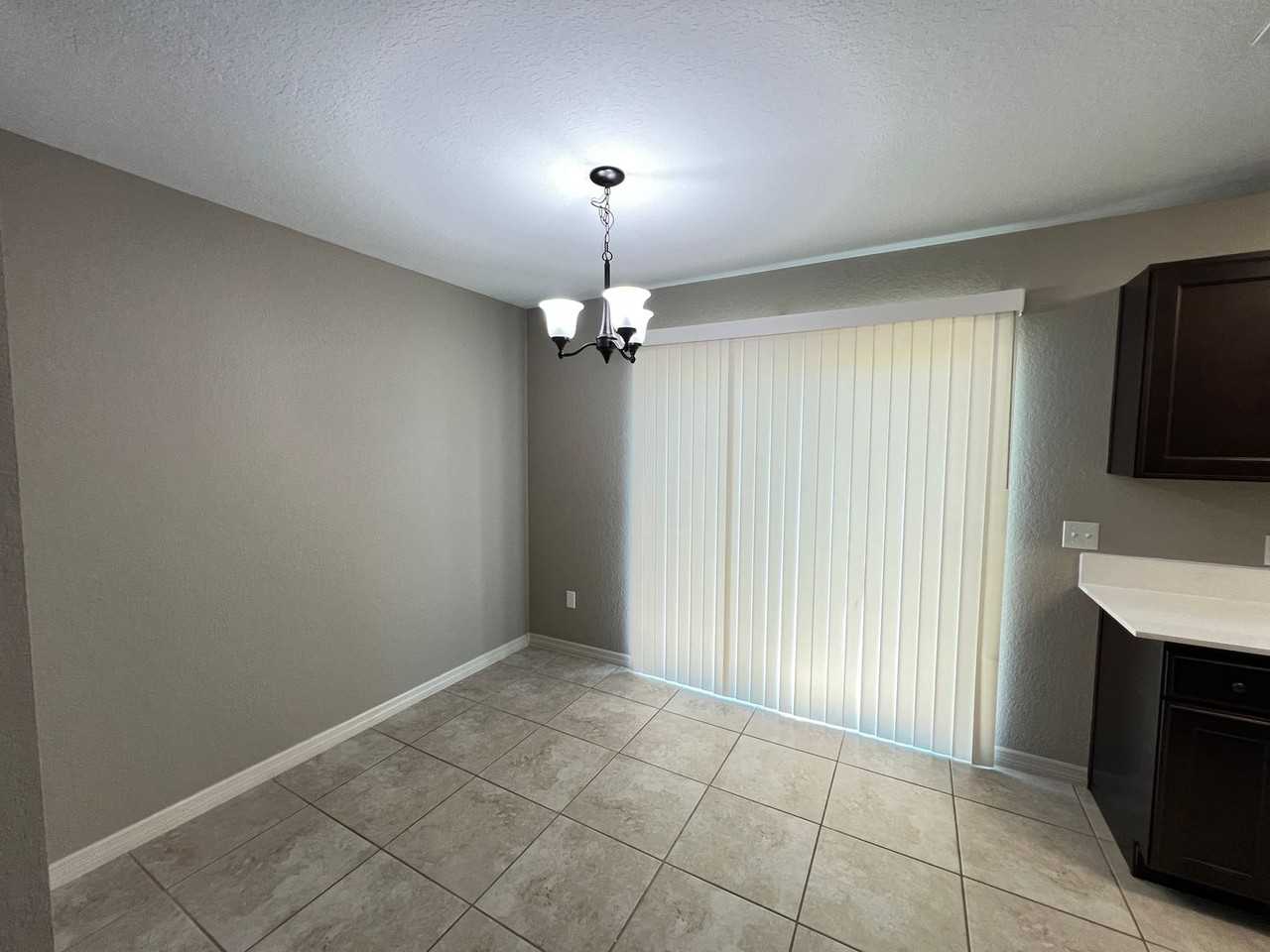 15593 Sw 48th Ave - Photo 5 of 21