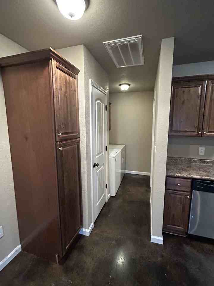 4700 Morton Drive (new) - Photo 5 of 10