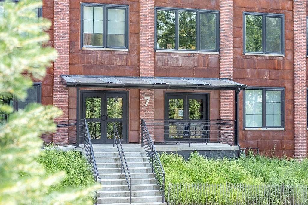 7 Creek Drive Apartments - 7 Creek Dr Beacon NY | Zumper
